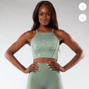 BuffBunny Green Ivy Crop